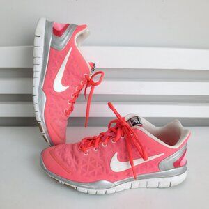 NIKE WOMEN'S FREE FIT 2 TRAINING SHOES PINK Sz-8